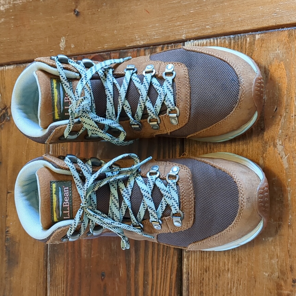 L.L. Bean Women's Mountain Classic Hiking Boots, 9.5, Color: Saddle/Dark Earth